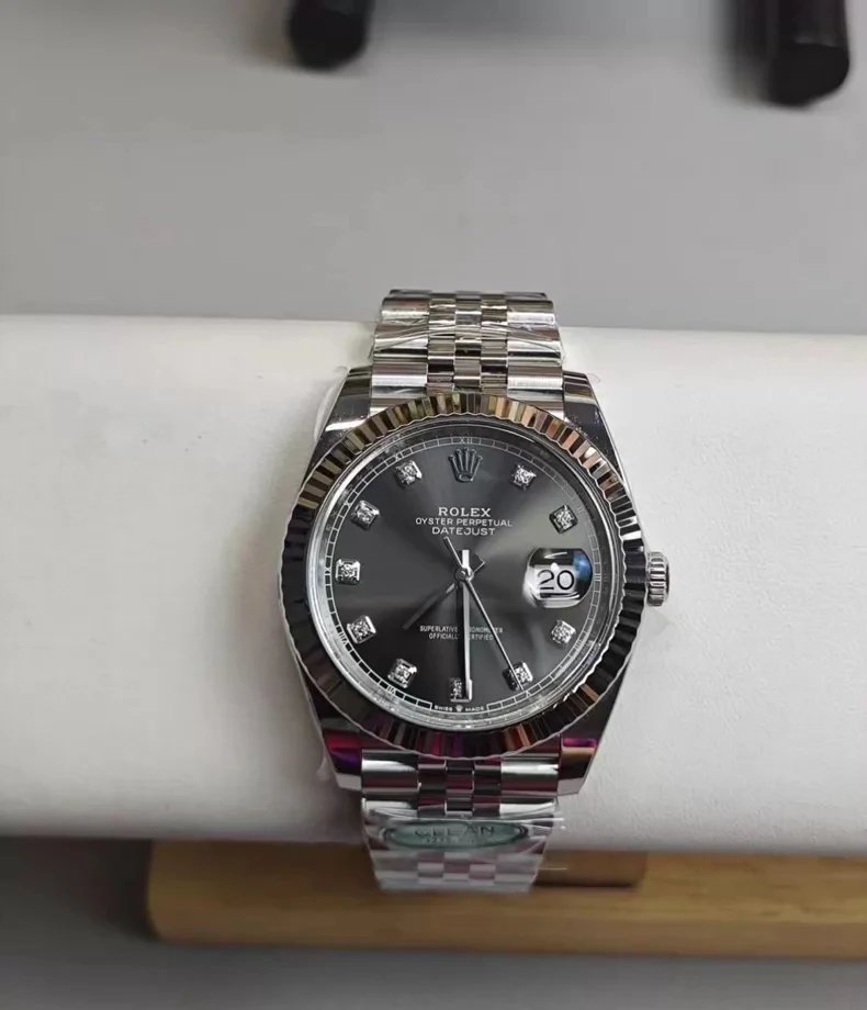 Watch whatsapp: +86 18102557042