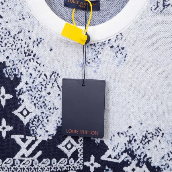 Louis Vuitton Monogram Distressed Knit T-Shirt White / Navy - 6