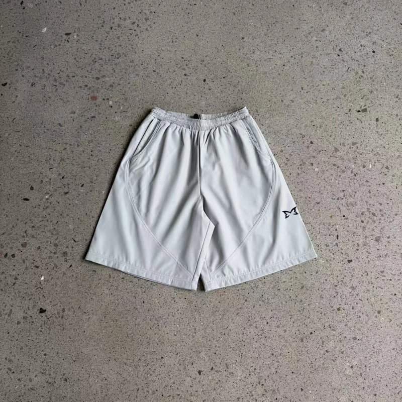 ¥135