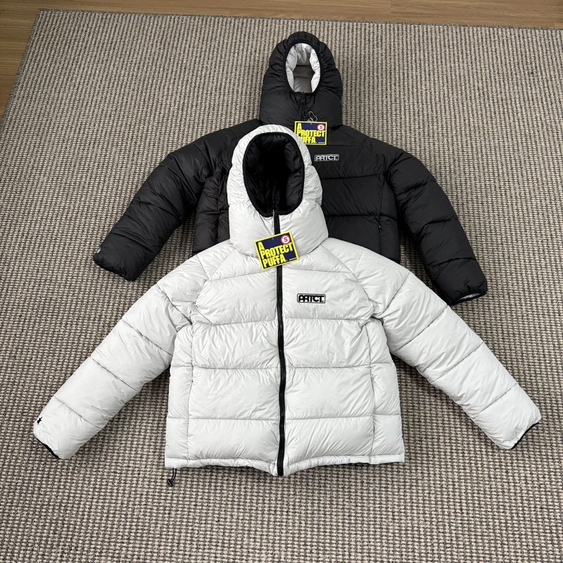 ¥319