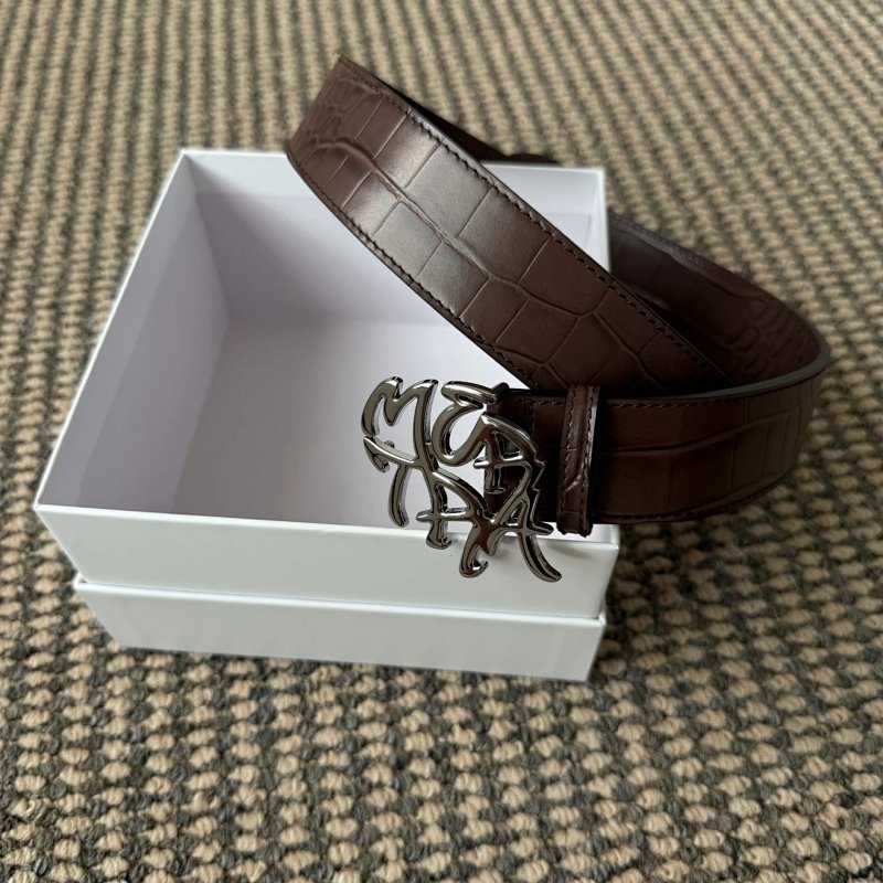 belt brown