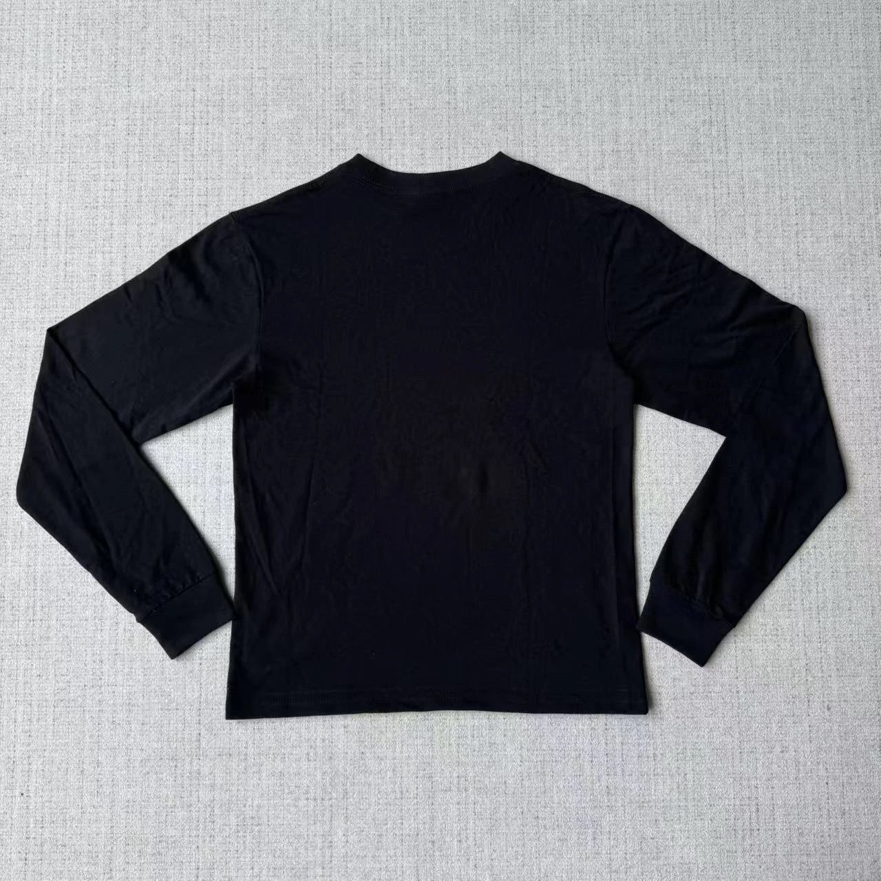 Black long sleeved shirt
