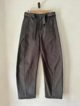 thumbnail for 【现货】lemaire 锌灰色弯刀裤