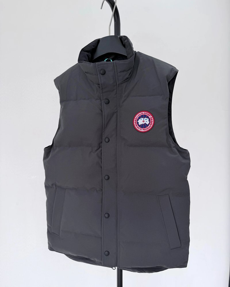 Down jacket from DB Made