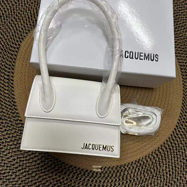 Jacquemus Handbags Structured flap handbag with top handles and detachable shoulder strap product detail image 2