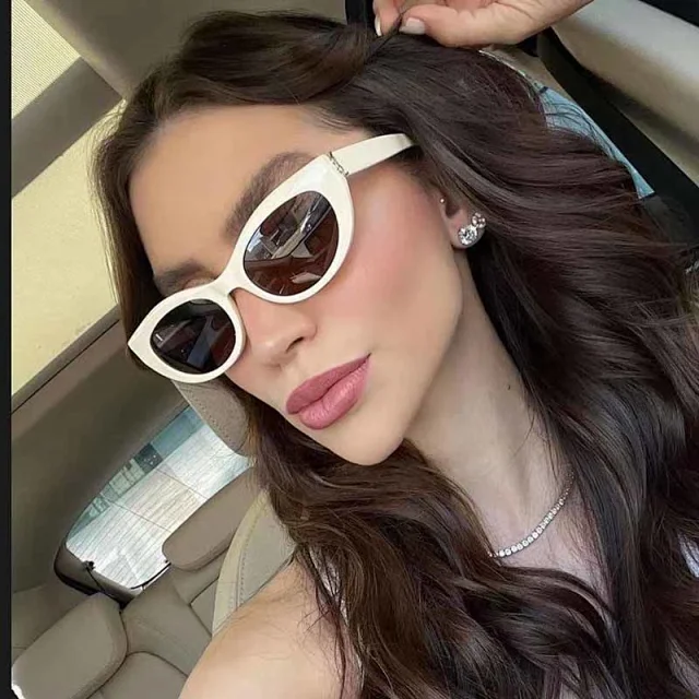 Saint Laurent Eyewear Cat-Eye Sunglasses product detail image 4