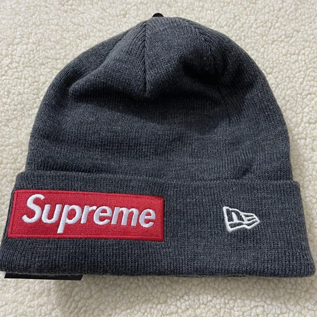 Supreme Hats Ribbed Knit Beanie with Embroidered Box Logo product detail image 10