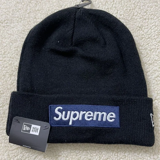 Supreme Hats Ribbed Knit Beanie with Embroidered Box Logo product detail image 8