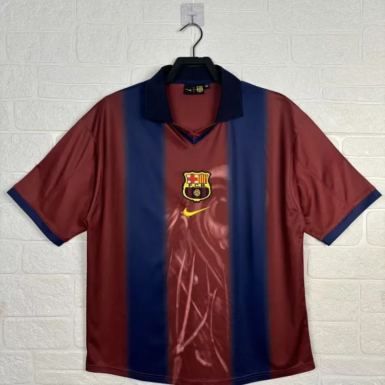 Catalog seller-listing image: Retro commemorative jersey — 2025 listing; not warehouse QC