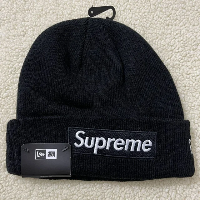 Supreme Hats Ribbed Knit Beanie with Embroidered Box Logo product detail image 4