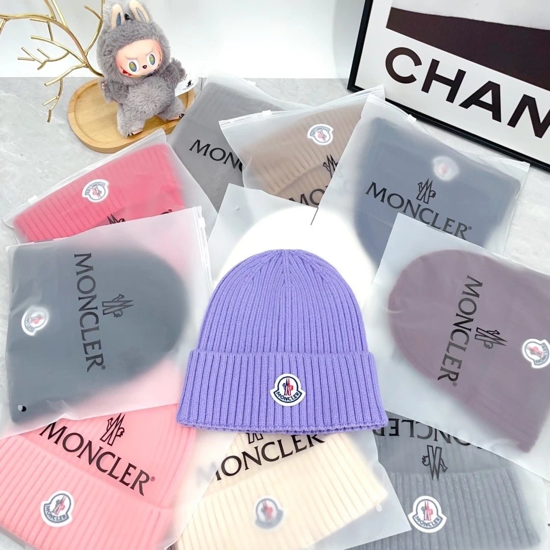 Moncler Hats Ribbed Knit Beanie with Logo Patch — 9