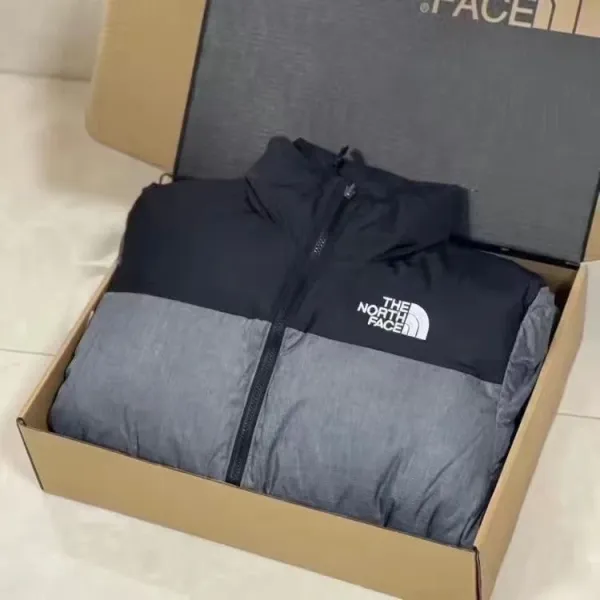 The North Face 1996 Retro Nuptse Jacket Army Green/Black Down-Jacket - 6