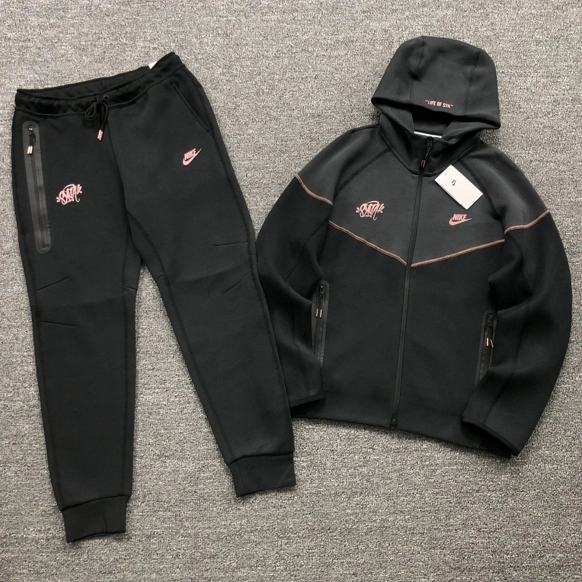 Sports and leisure jacket set