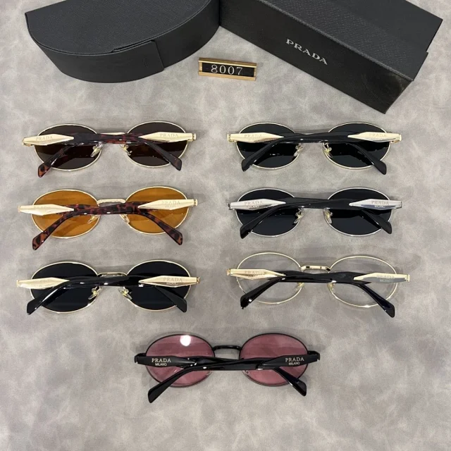 Prada Eyewear 8007 Oval Metal Frame Sunglasses product detail image 3