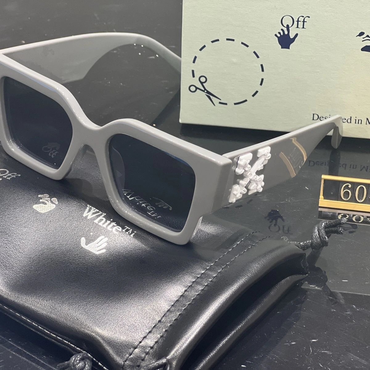 Off-White x White™ Square Frame Red Sunglasses - 9