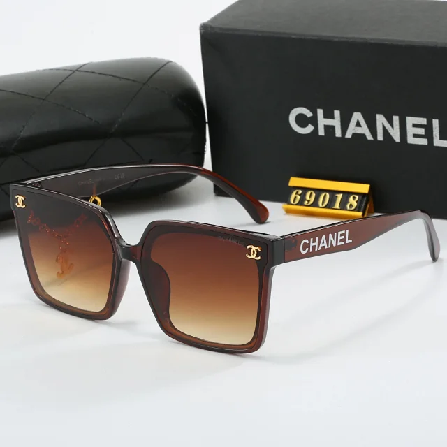 Chanel Eyewear Square-frame chain-detail sunglasses product detail image 9