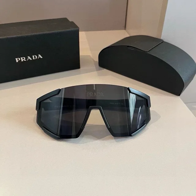 Prada Eyewear Shield sport sunglasses with red temple stripe product detail image 8