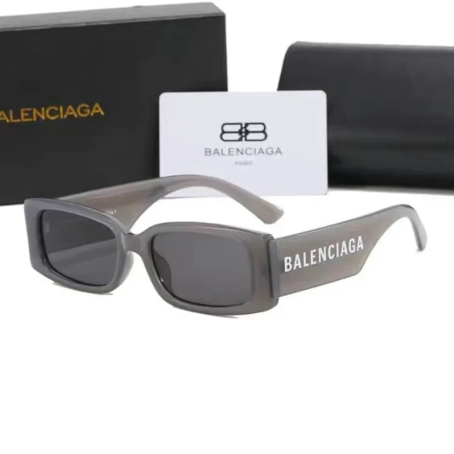 Balenciaga Eyewear Rectangular Logo Sunglasses product detail image 3