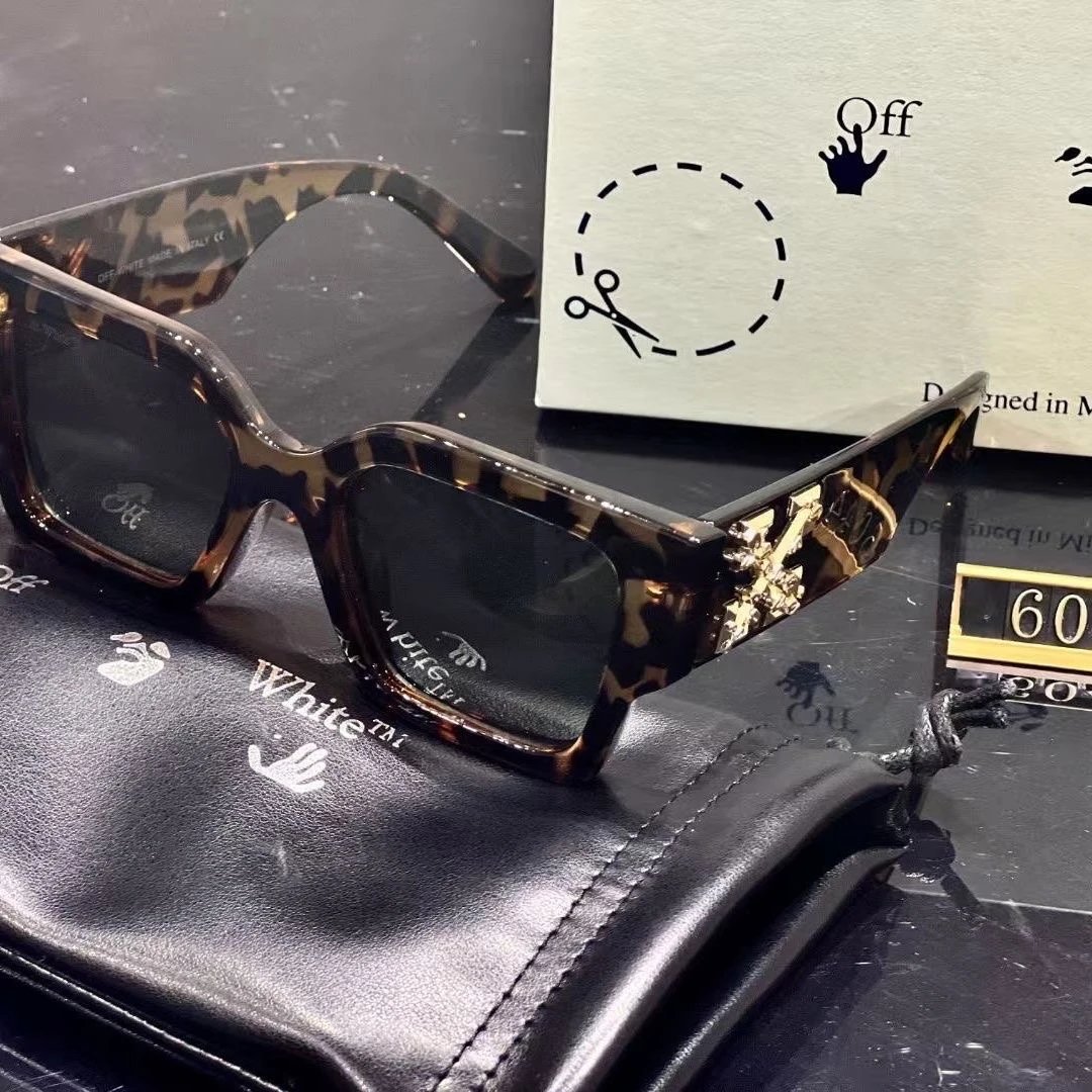 Off-White™ Square Frame Tortoiseshell Sunglasses with Gold Hardware