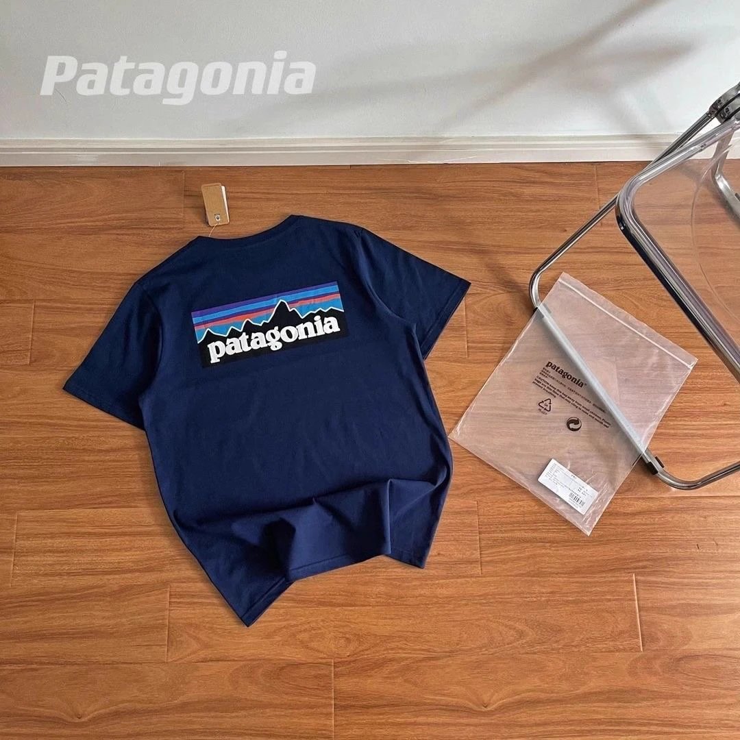 Patagonia P-6 Logo Responsibili-Tee Gray T-Shirt - 7