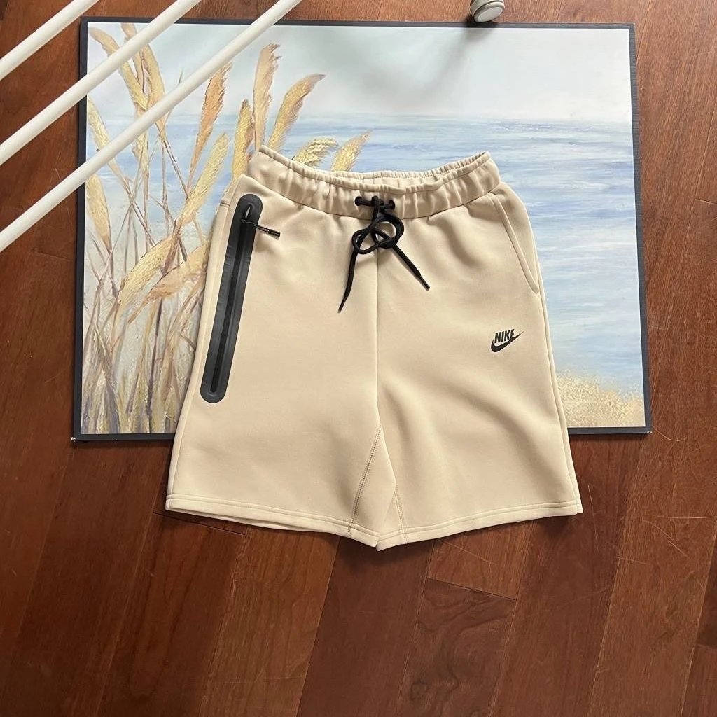 Nike Tech Fleece Shorts Beige Shorts - 6