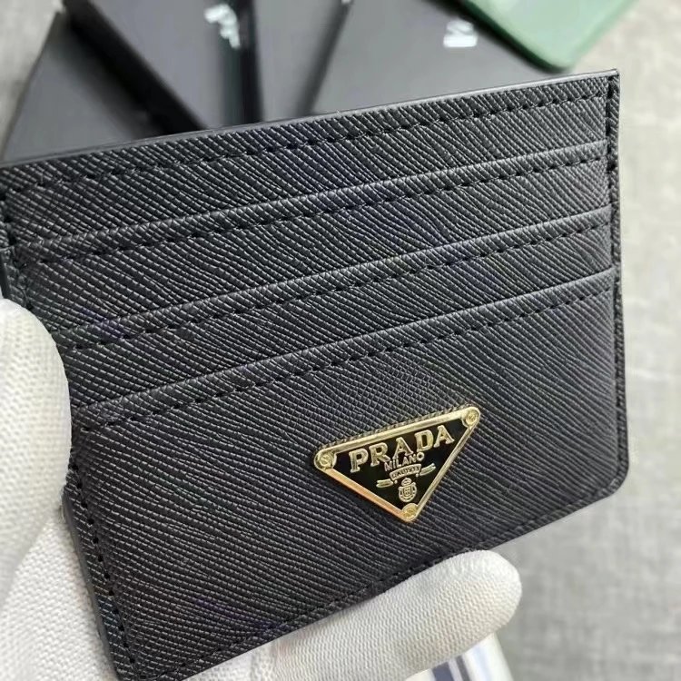 Black without box