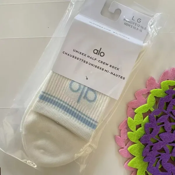 Alo Yoga Unisex Half-Crew Sock White with Light Blue Stripe - 1