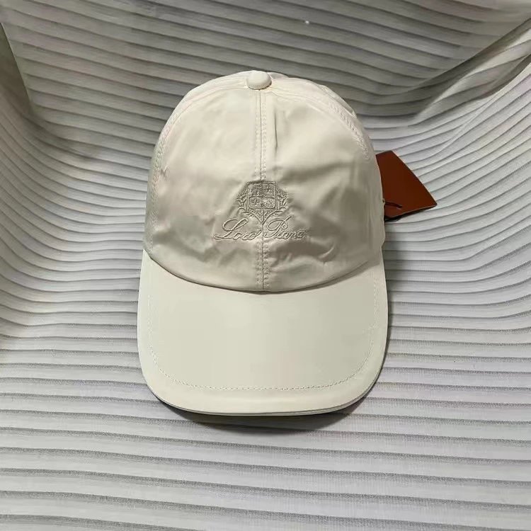 Loro Piana hat