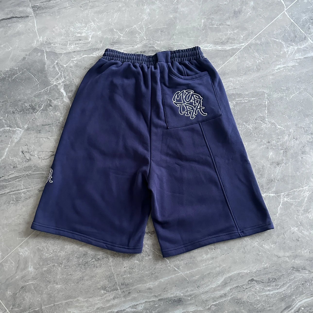 Moose Knuckles Logo Embroidered Shorts - 6/17