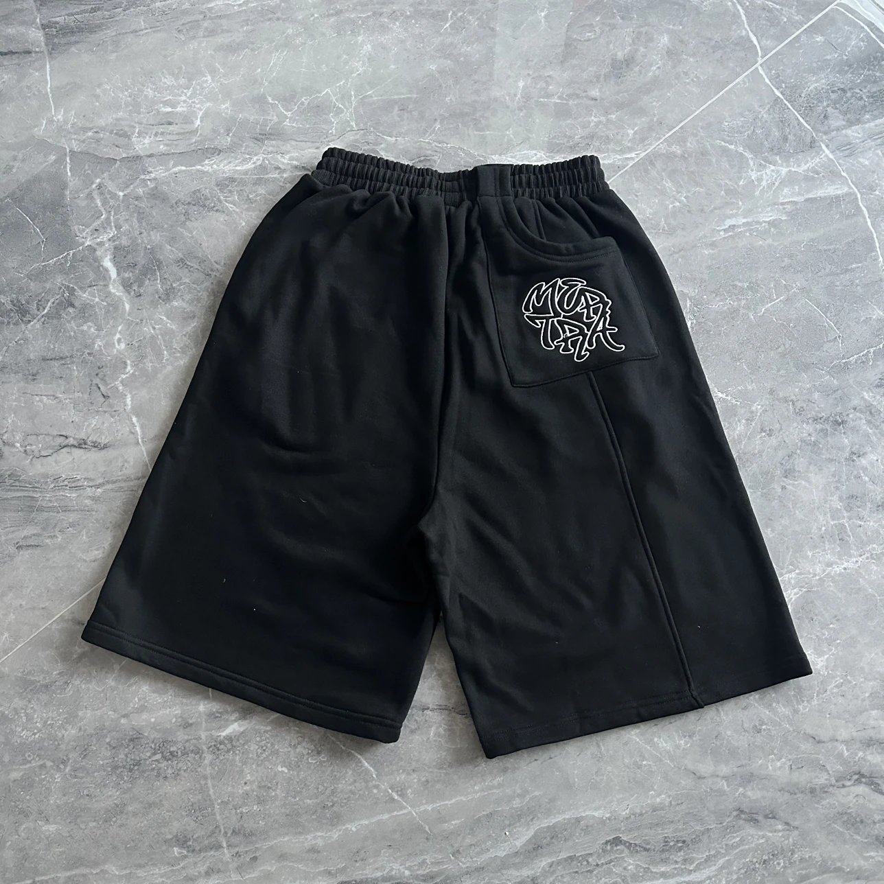 Moose Knuckles Logo Embroidered Shorts - 10/17