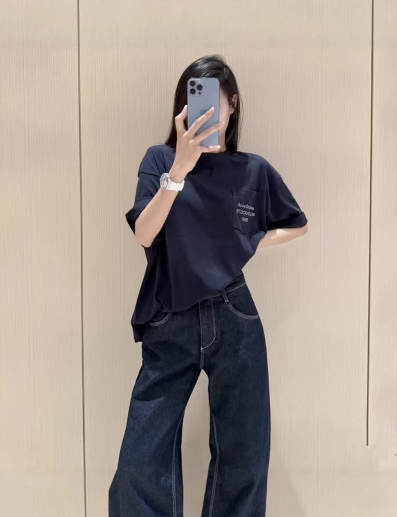 Tee from Yin Kuang's Shop