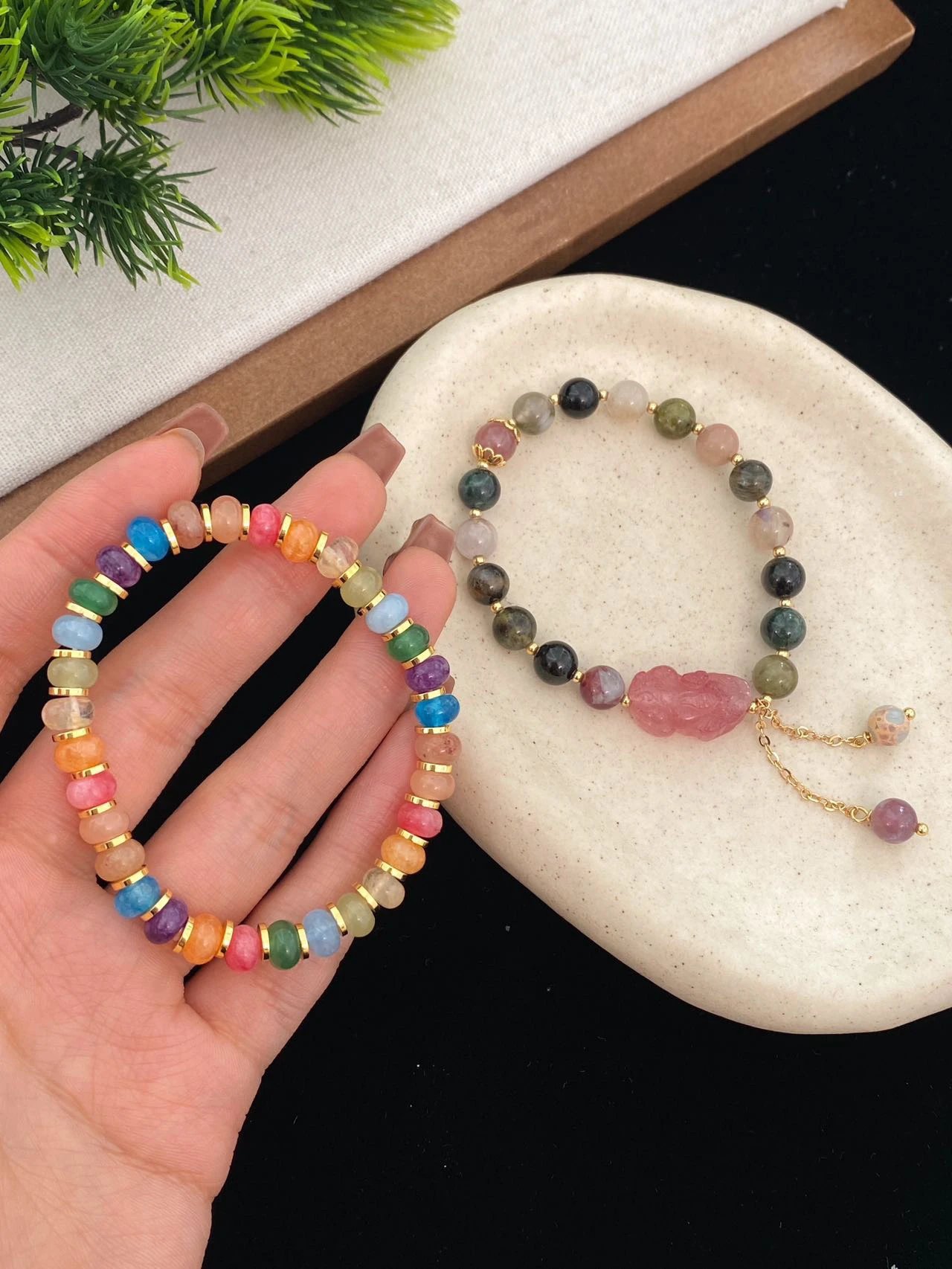 Qingdao jewelry source factory—Duobao Rainbow Crystal Pink Crystal Pixiu Bracelet