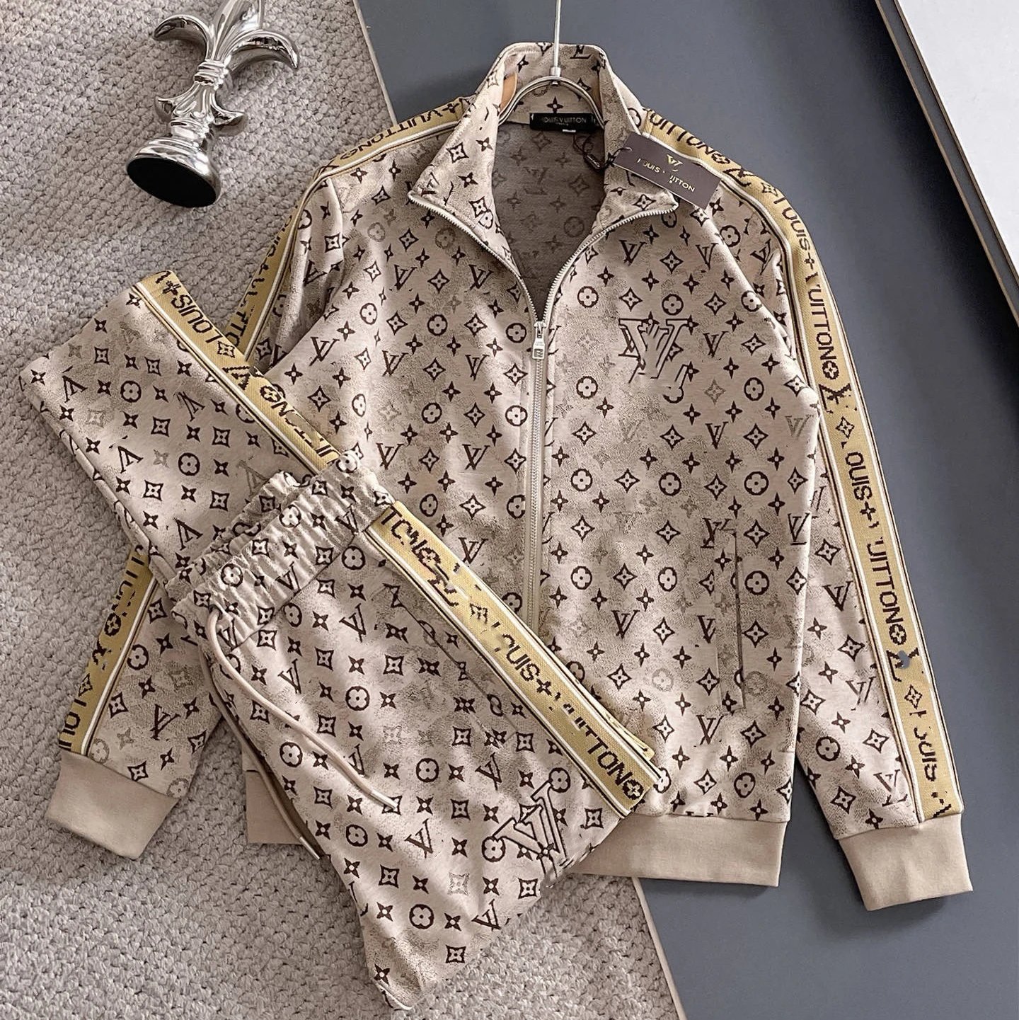 Lacoste Tracksuits Zip-Up Geometric Pattern Track Suit with Striped Sleeves — LV 1