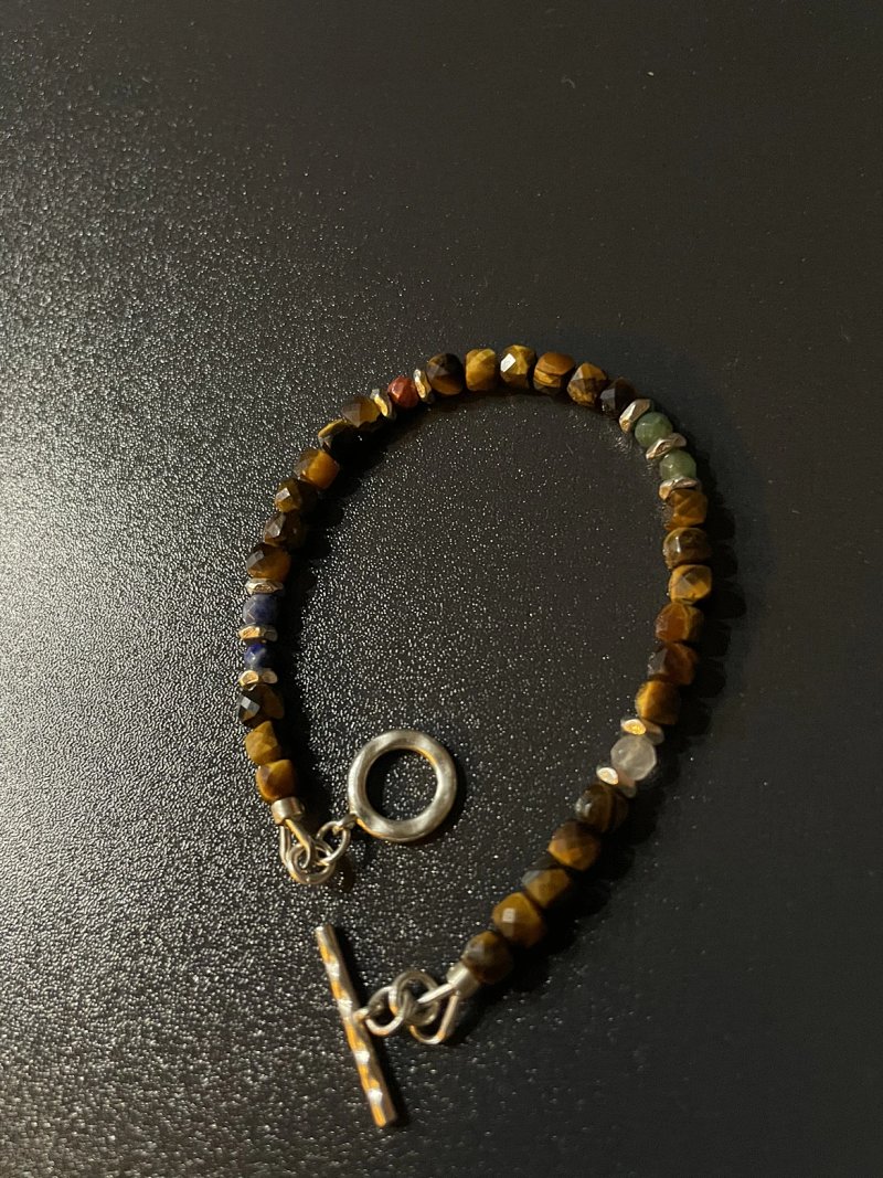Bracelet from Yin Kuang's Shop