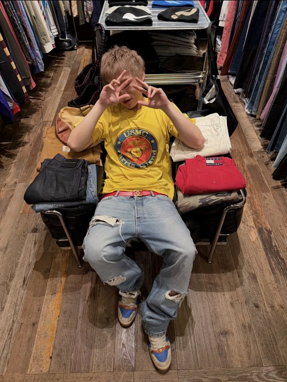 (In operation) FW21 DestroyedNormal knife cuts straight leg jeans