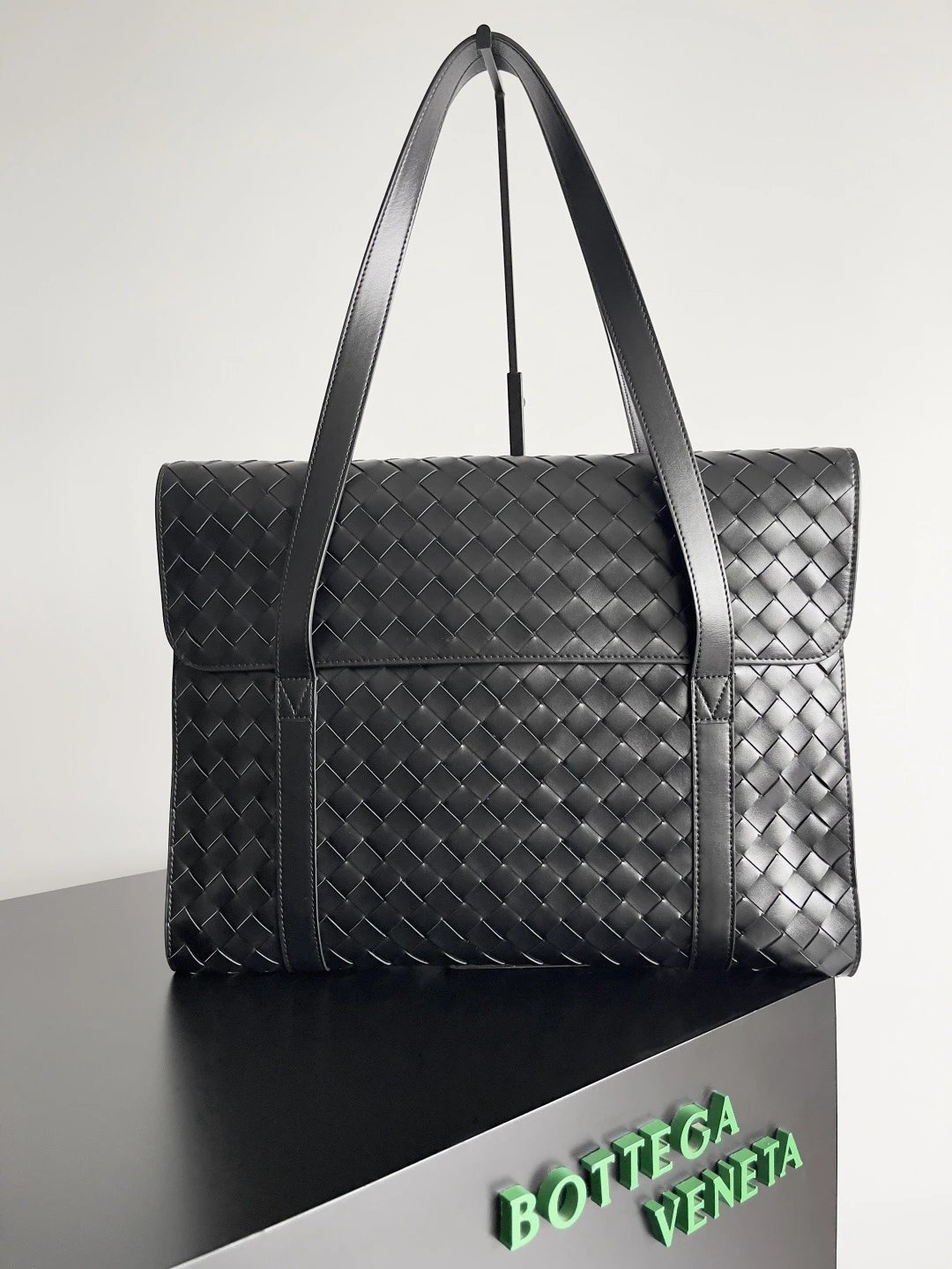 Bottega Veneta Intrecciato North-South Zipper Tote