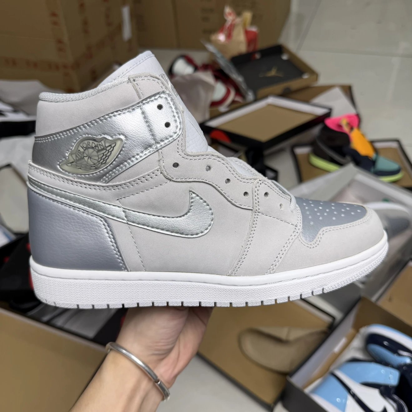 【LJR Same Batch/Long Brush Glue/Full-Grain Leather Slim Waist】AJ1 Jordan 1 High Tops Original Factory Static Leather/Exclusive Midsole Natural Peel Leather Material Original Factory Suede Full-Grain Leather Special Offer/Long Brush Glue Insole/Imported Full-Grain Leather/Slim Waist/V-Shape Thickened Collar/AJ1 High Tops-