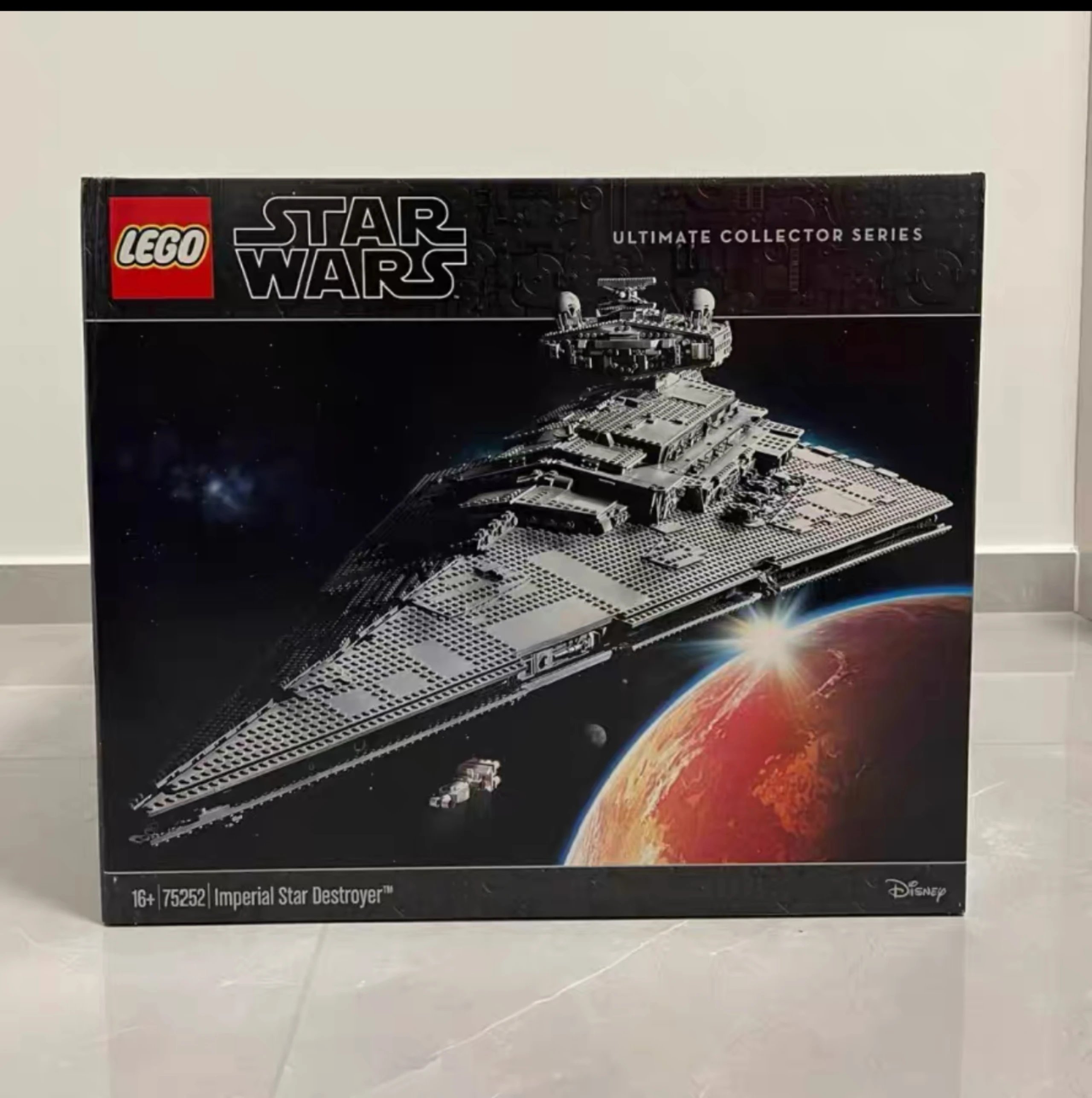Building block 75252 Lego