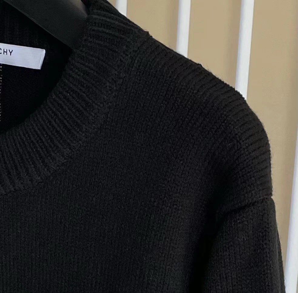 Givenchy Sweatshirt