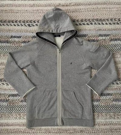 Undercover Zipper