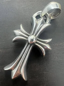 thumbnail for Auk Silver Jewelry Cro Heart Drop Medium Cross Pendant [Steel Mold Manufacturing]