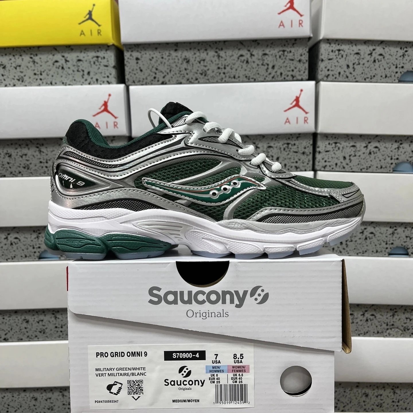 S70900-4 Green Silver