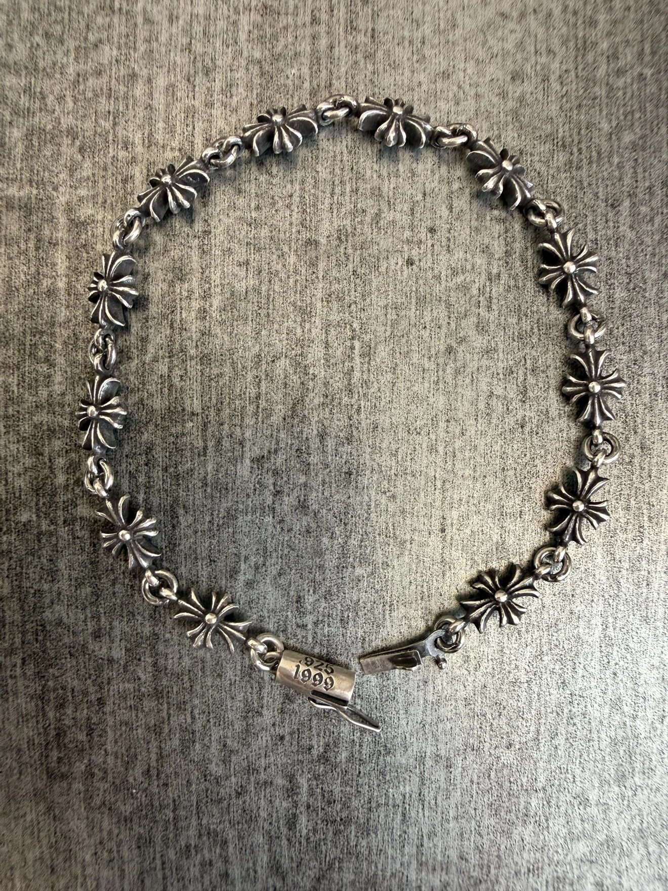 Iven Silver Clown Teny E Bracelet [Steel Mold Manufacturing] [In Stock Instant Delivery]