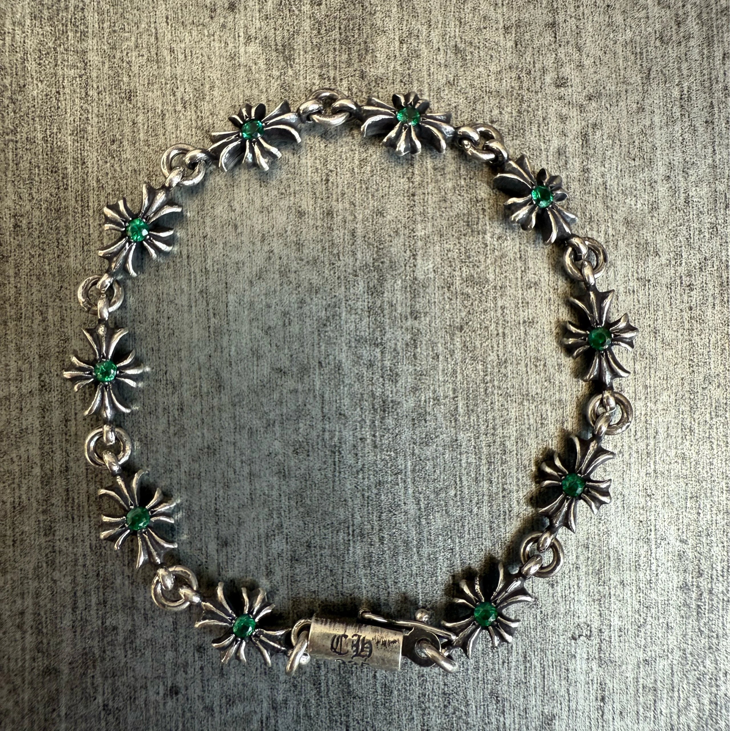 Green zircon