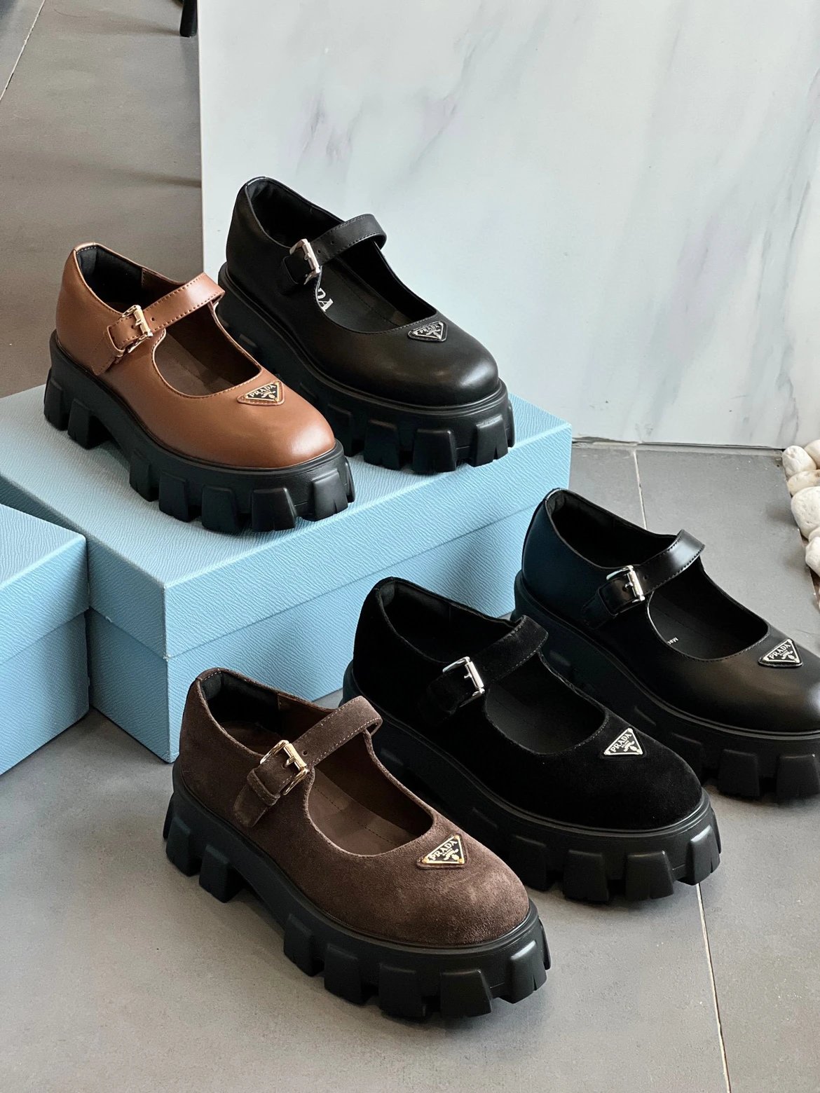 [Dongguan Original Factory Quality] PRADA Mary Jane Loafers Thick Sole Flats Casual Shoes Mary Jane Leather Shoes