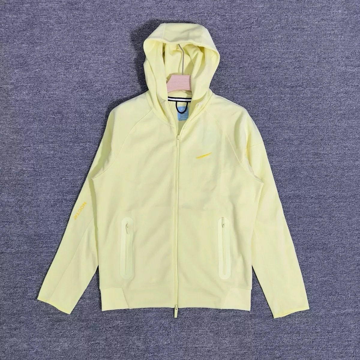 Yellow jacket