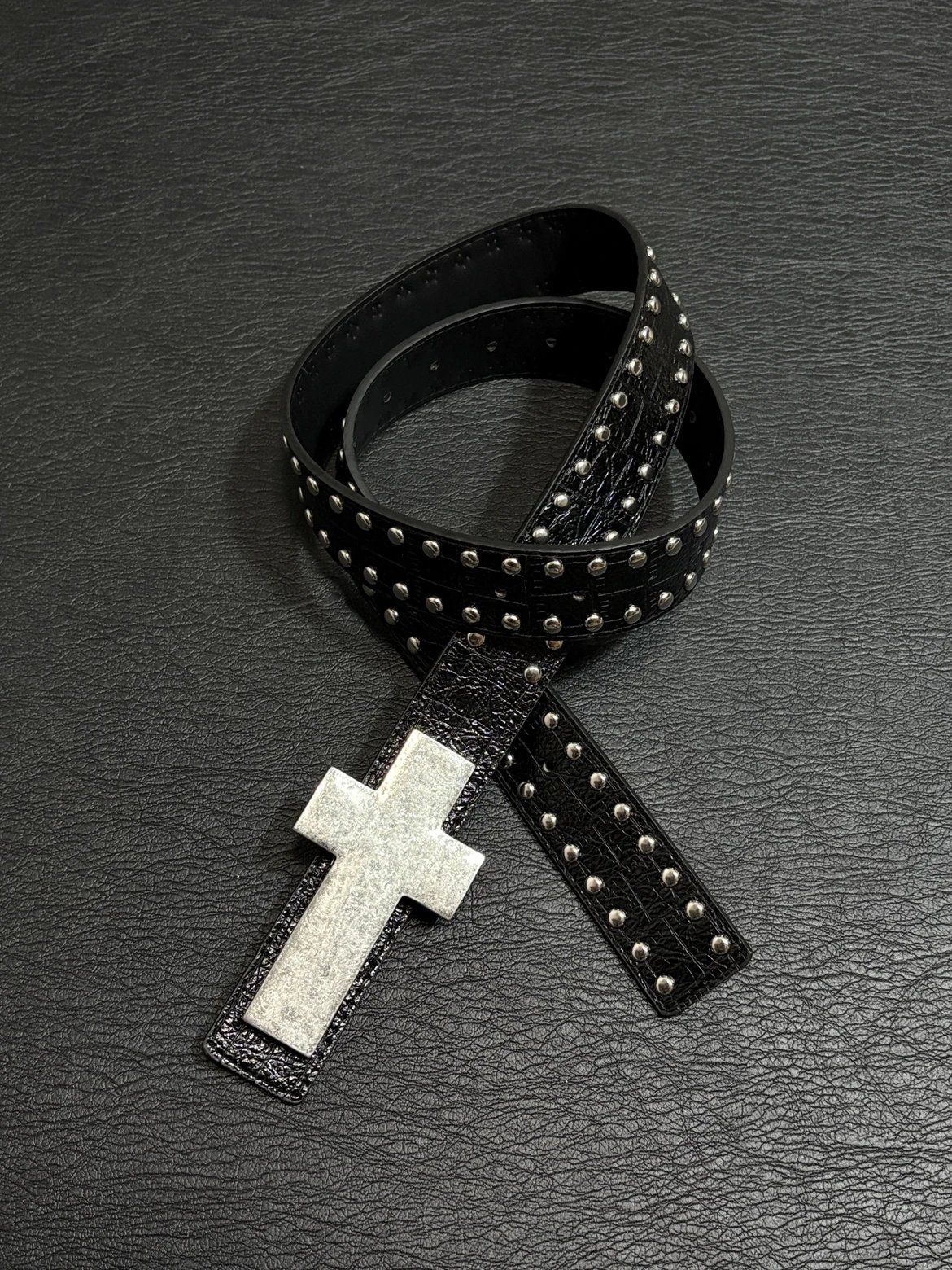 [In Stock, Ships Immediately] Cracked Studded Cross Belt Y2K Subculture Gothic Punk Dark Outfit Belt