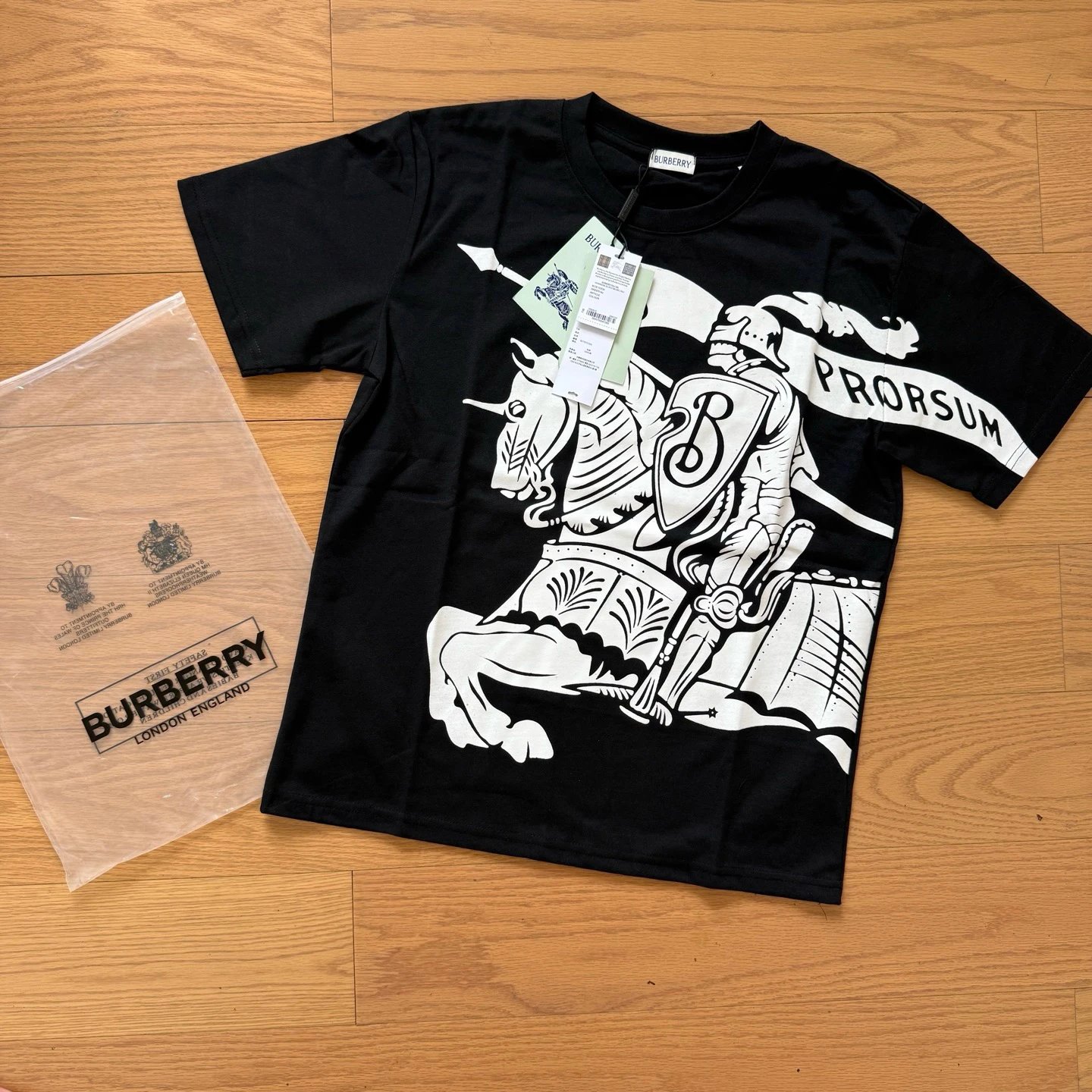 【 Exclusive spot for instant delivery of big tigers! 】 BBR Burberry black warhorse shipped with three complete labels and four tags! Heavy duty double yarn pure cotton quality needs no words! Welfare special offer, same day logistics