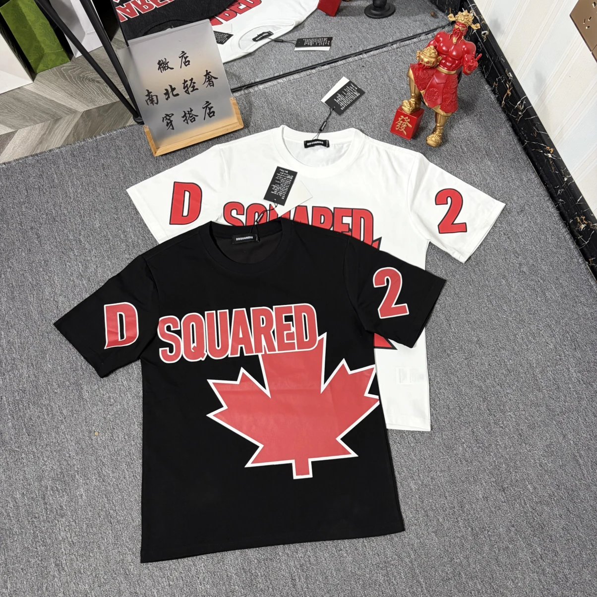 Dsquared2 Red Maple Leaf Graphic Cotton Crew Neck Short Sleeve T-Shirt | Classic Unisex Streetwear Top - In Stock