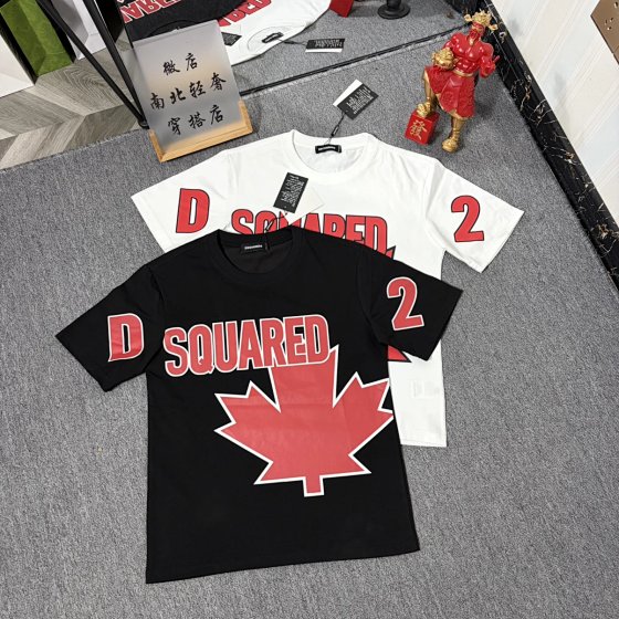 Dsquared2 Classic Red Maple Leaf Print Cotton Crew Neck T-Shirt — High-Quality Unisex Top, In Stock